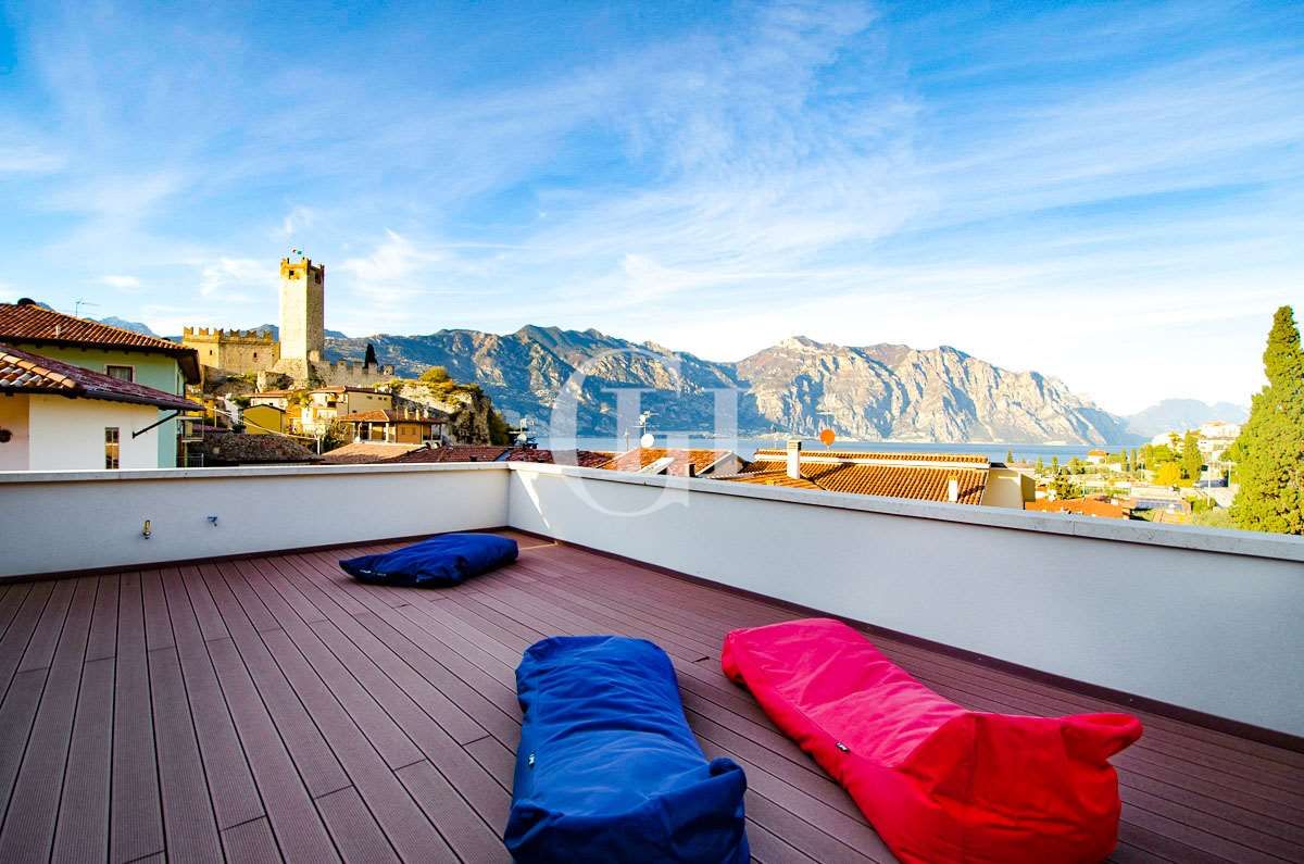 Пентхаус у озера Гарда, Италия, 130 м² - фото 7