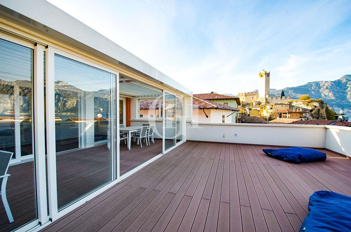 Пентхаус у озера Гарда, Италия, 130 м² - фото 6