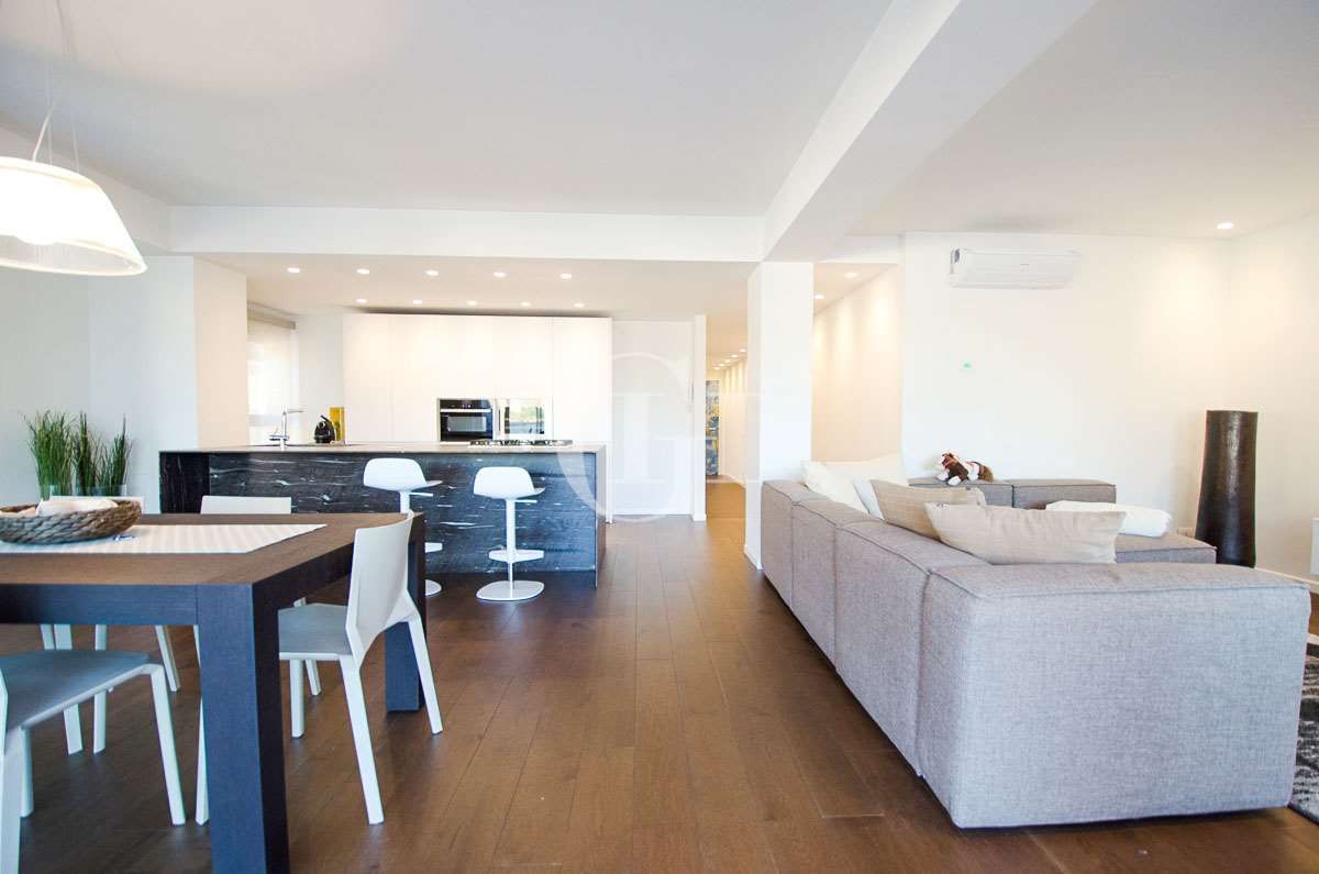 Пентхаус у озера Гарда, Италия, 130 м² - фото 11