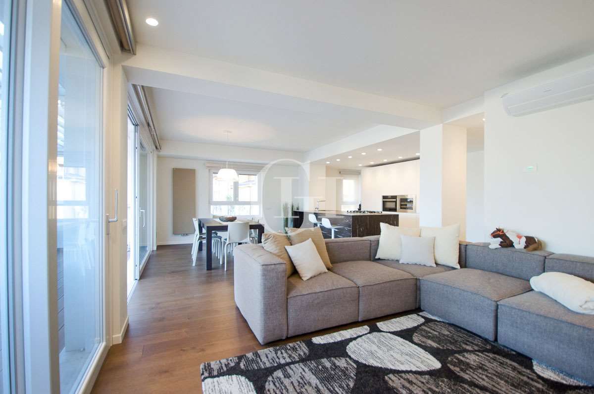 Пентхаус у озера Гарда, Италия, 130 м² - фото 10