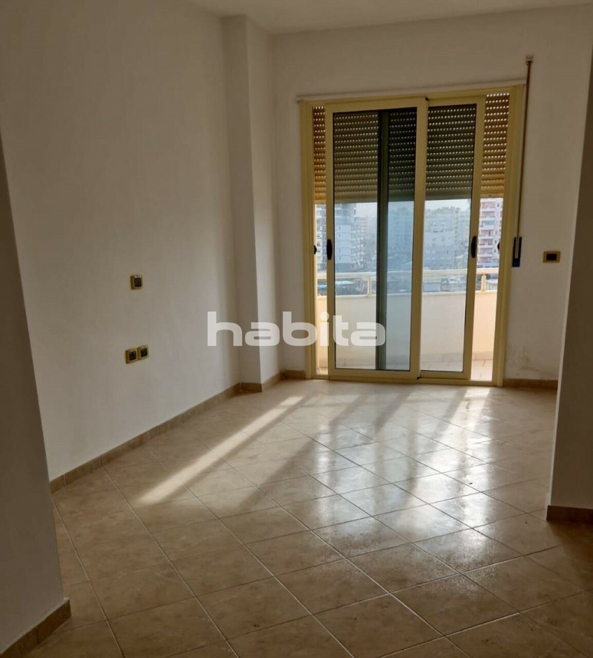 Квартира во Влёре, Албания, 175 м2 - фото 1