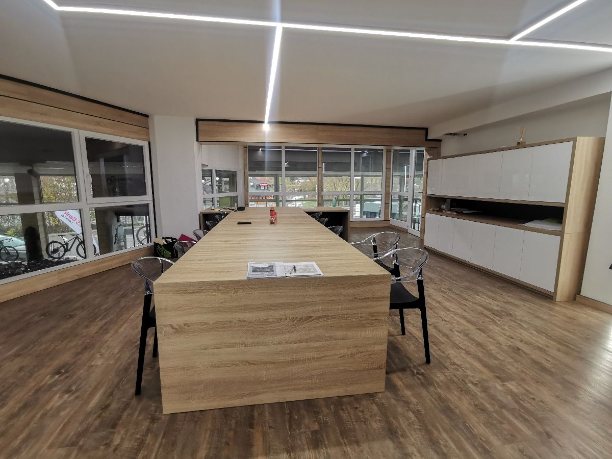 Магазин в Словень-Градеце, Словения, 2 056.5 м² - фото 7