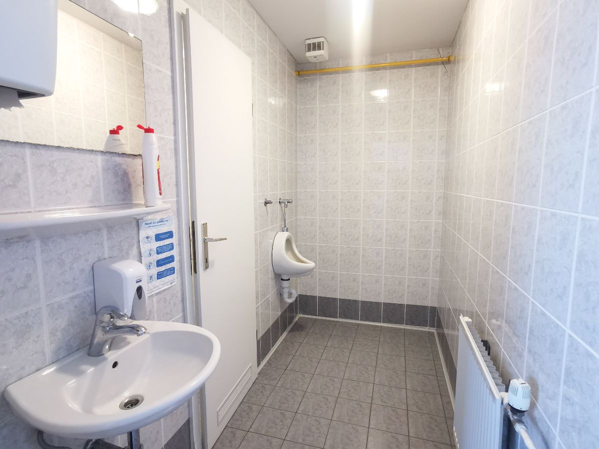 Магазин в Словень-Градеце, Словения, 2 056.5 м² - фото 11