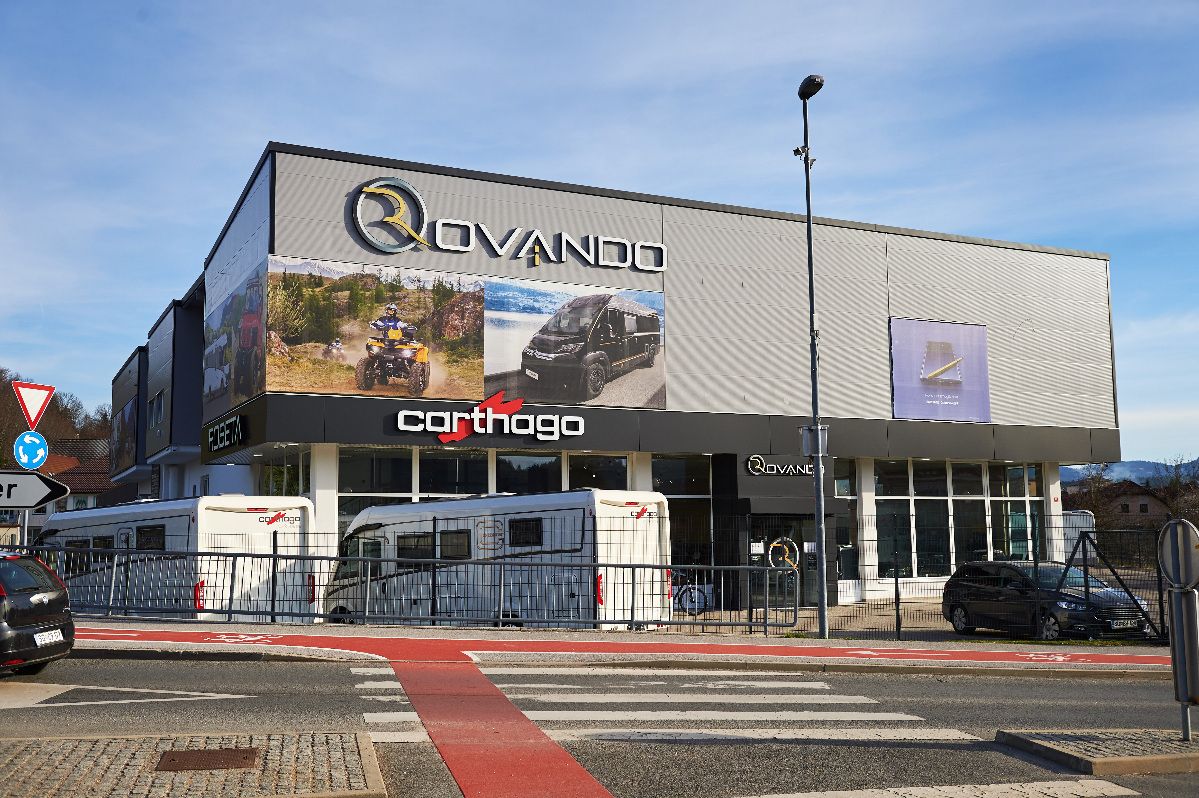 Магазин в Словень-Градеце, Словения, 2 056.5 м² - фото 2