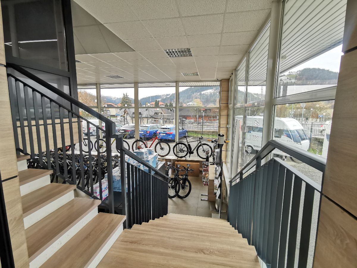 Магазин в Словень-Градеце, Словения, 2 056.5 м² - фото 9