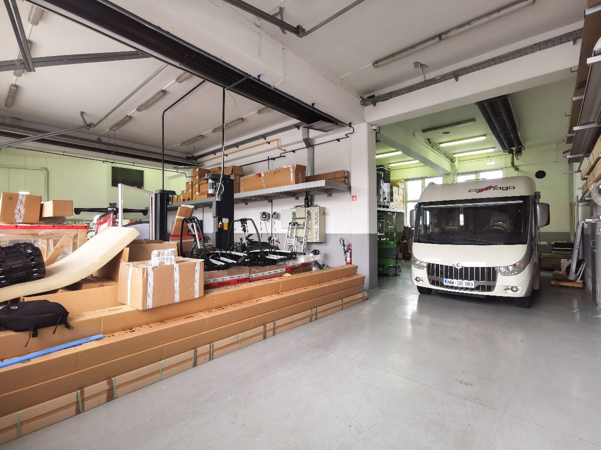 Магазин в Словень-Градеце, Словения, 2 056.5 м² - фото 15