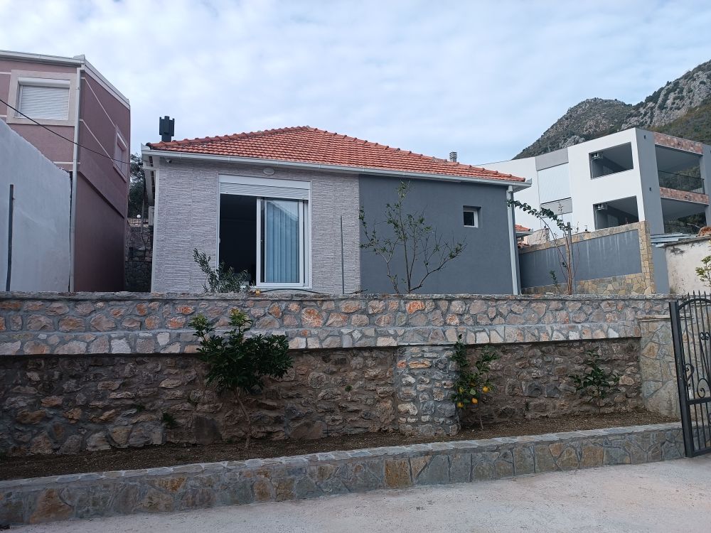 Дом в Баре, Черногория, 80 м² - фото 2