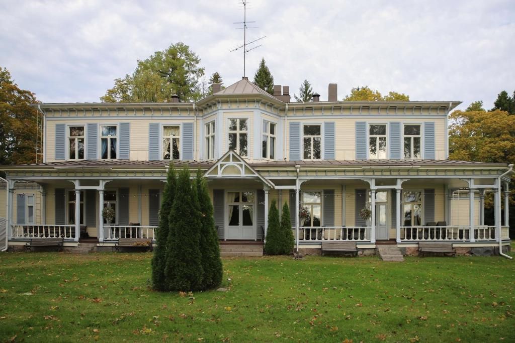 Отель, гостиница в Иматре, Финляндия, 980 м² - фото 1