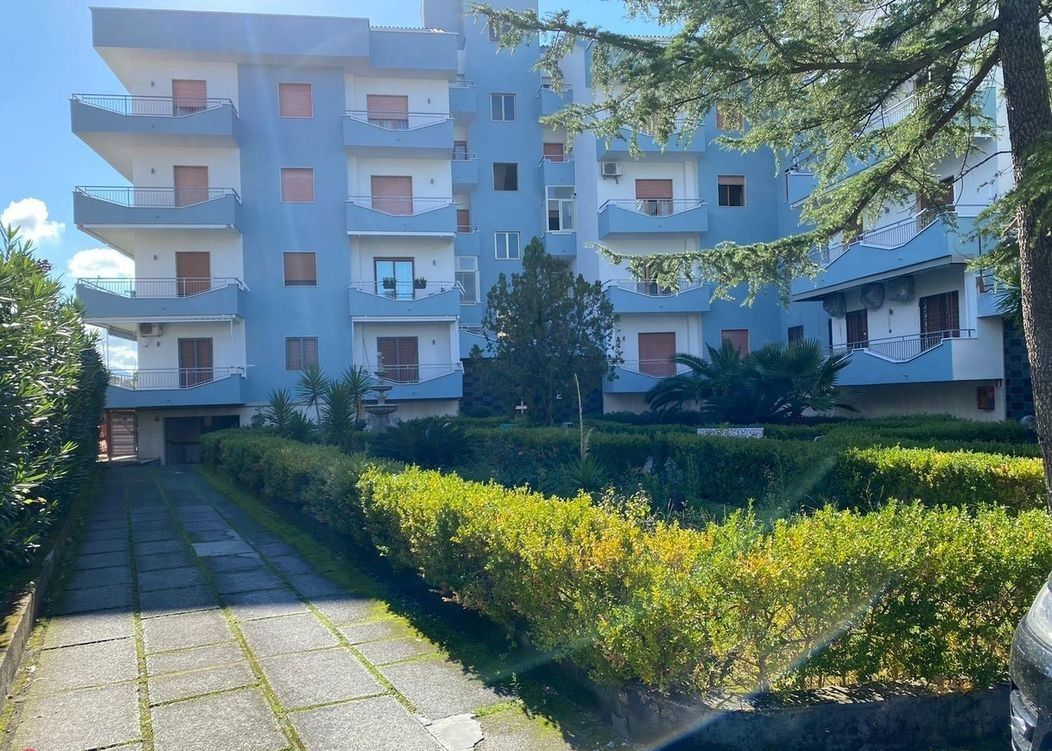 Апартаменты в Скалее, Италия, 130 м2 - фото 1