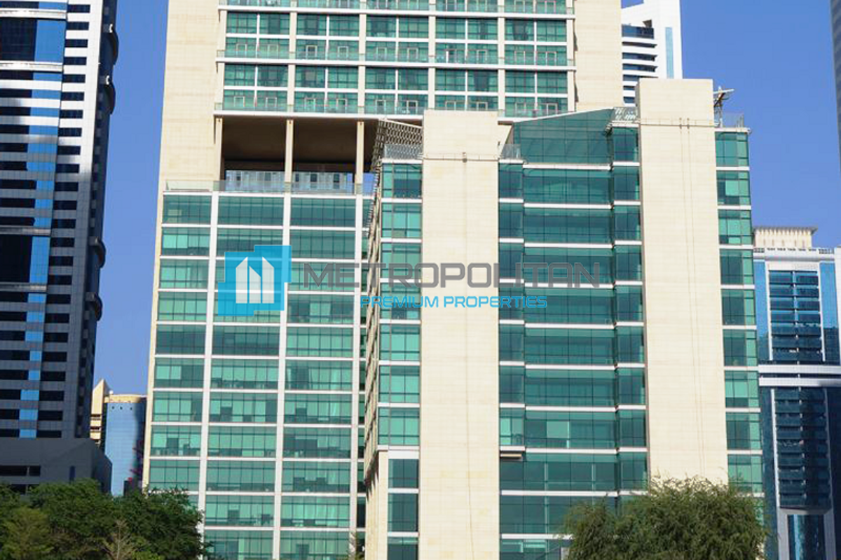 Офис в Дубае, ОАЭ, 210 м2 - фото 1