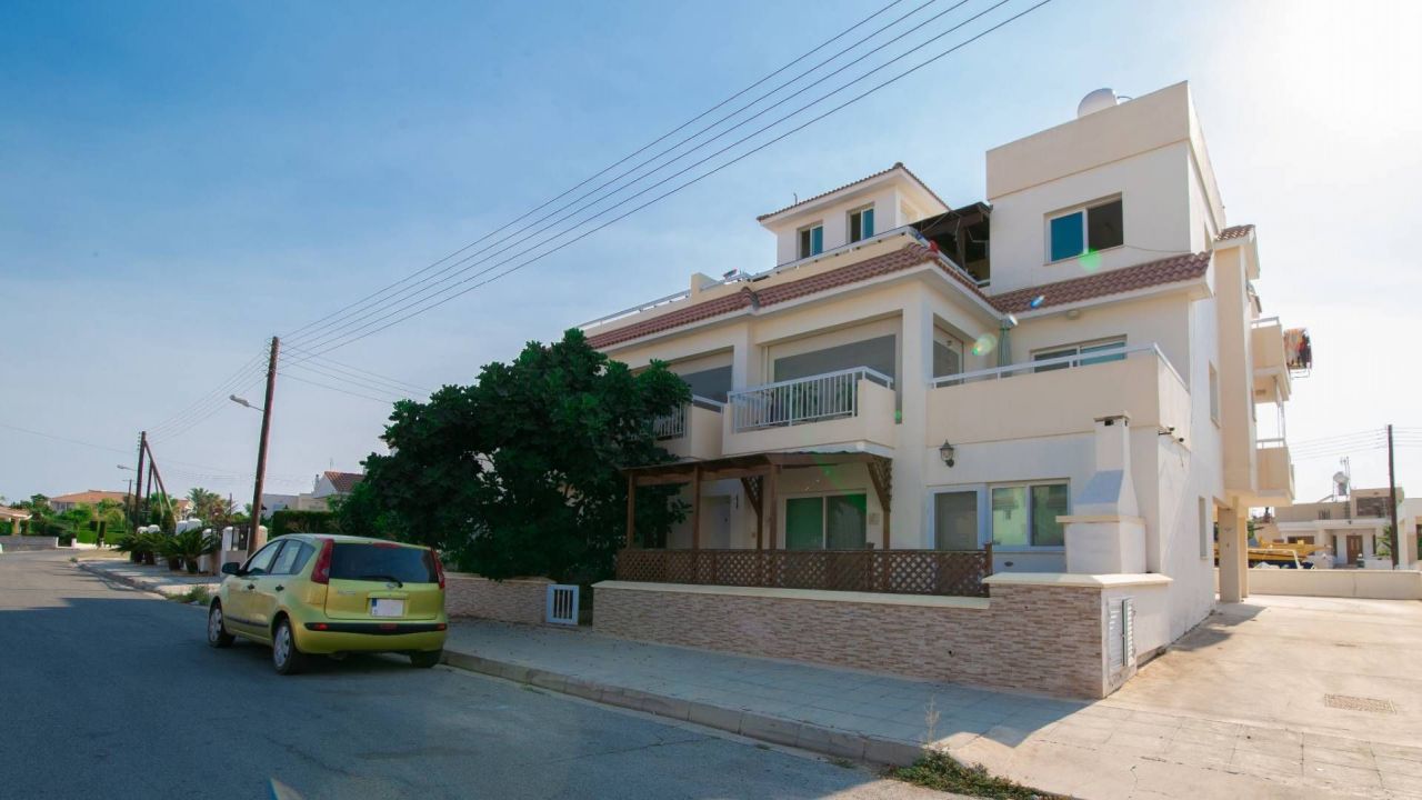 Апартаменты в Паралимни, Кипр, 105 м2 - фото 1