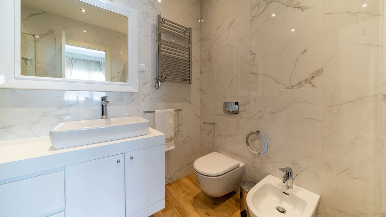 Квартира в Будве, Черногория, 121 м² - фото 18