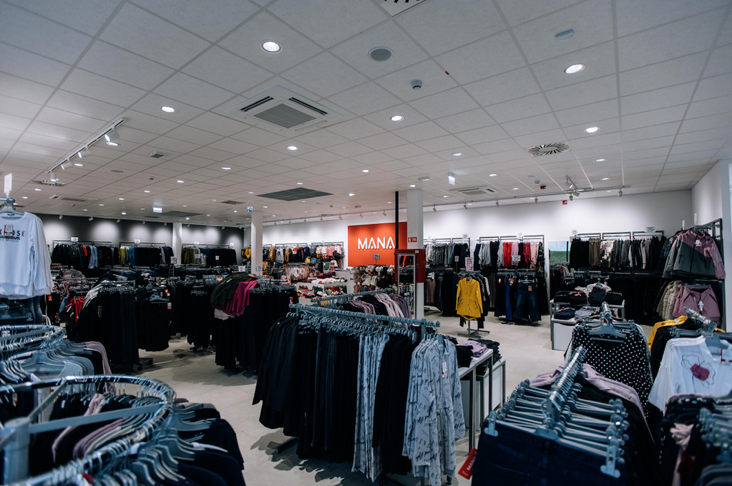 Магазин в Сежане, Словения, 1 068 м² - фото 4