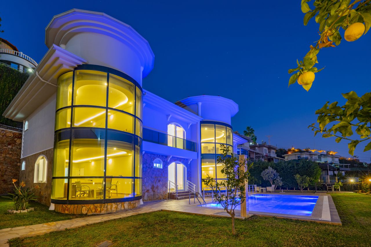 Вилла в Алании, Турция, 580 м² - фото 2