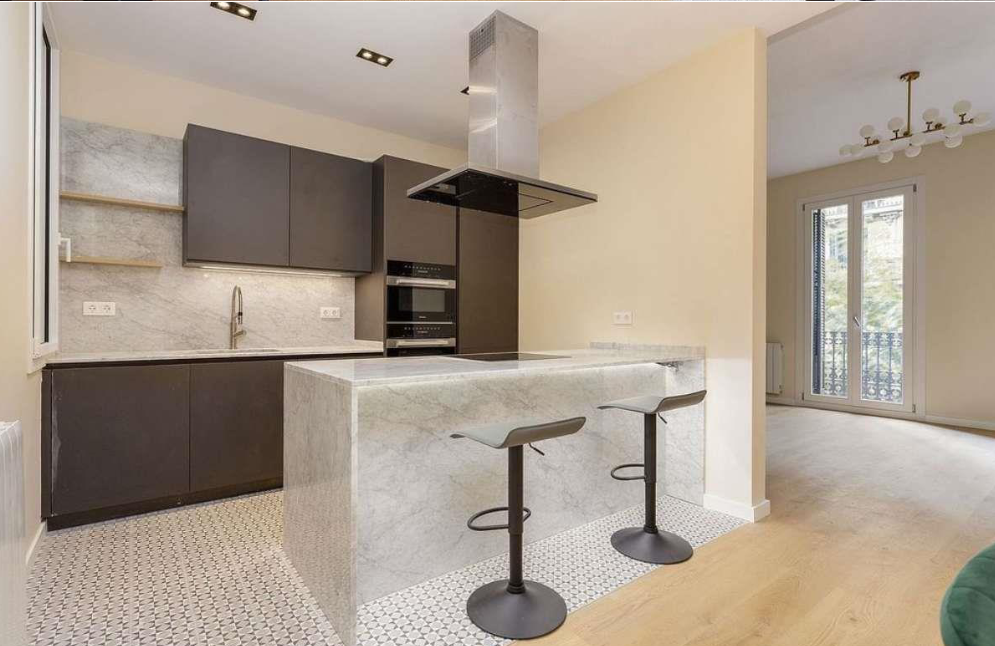 Апартаменты в Барселоне, Испания, 136 м² - фото 14