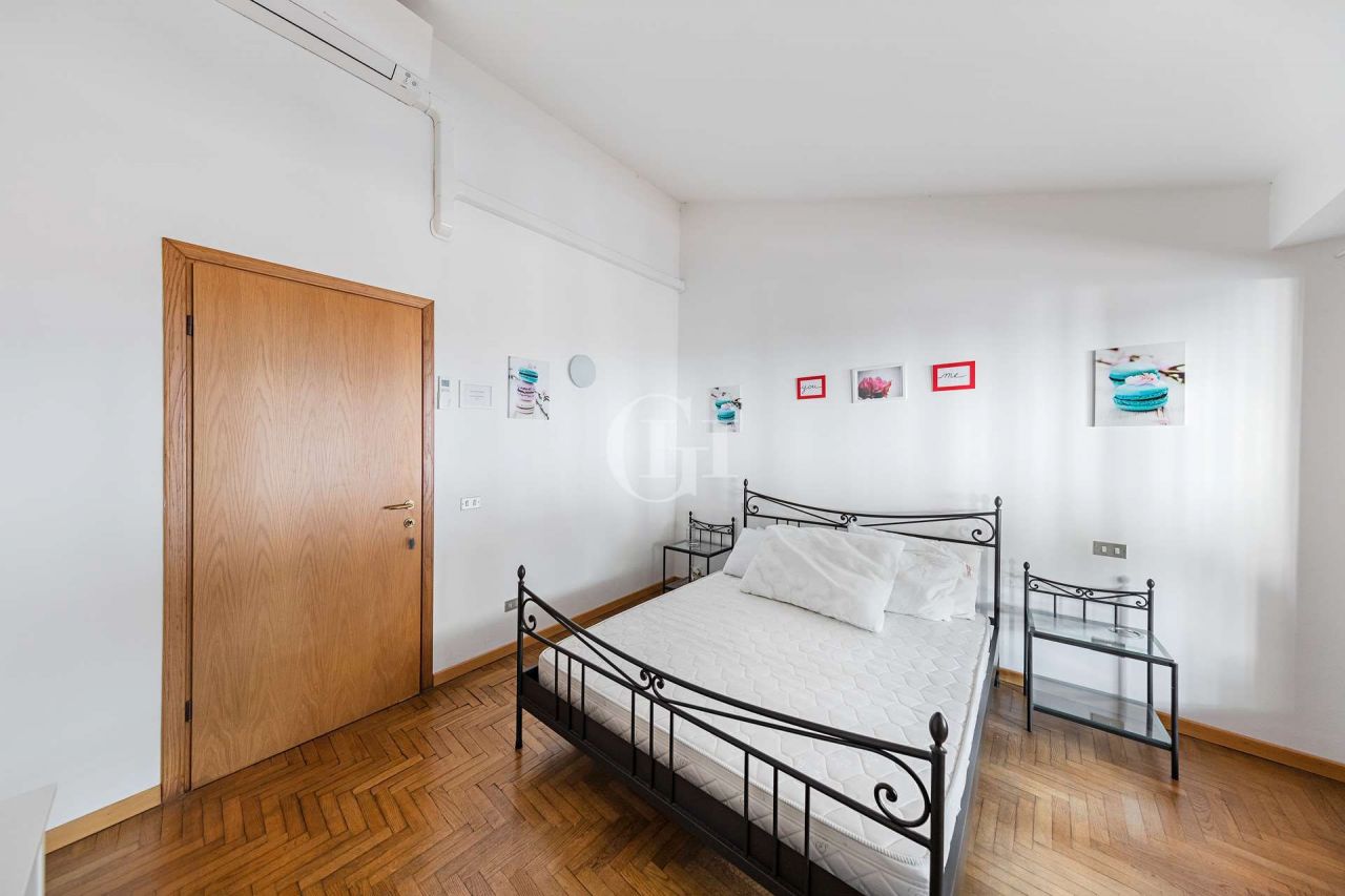 Апартаменты у озера Гарда, Италия, 110 м² - фото 9