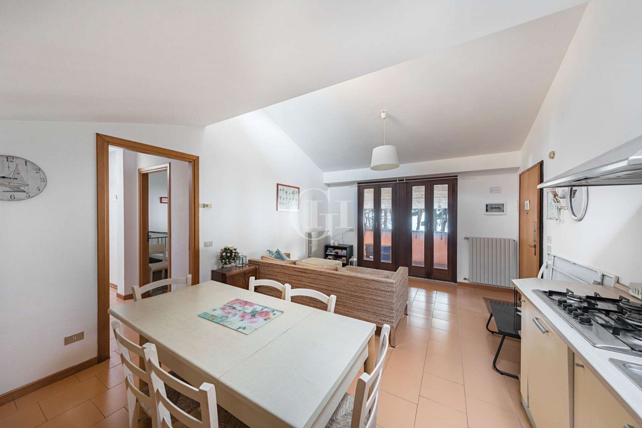 Апартаменты у озера Гарда, Италия, 110 м² - фото 7