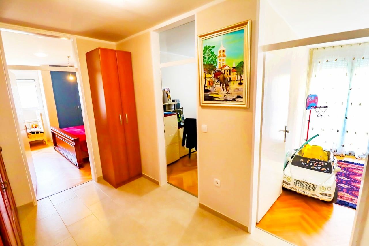 Квартира в Баре, Черногория, 112 м² - фото 3