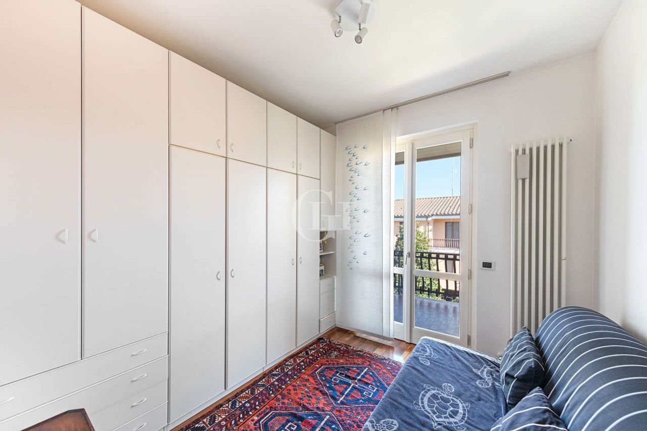 Вилла у озера Гарда, Италия, 180 м² - фото 10