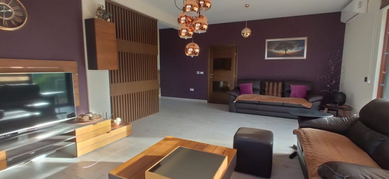 Вилла в Добра Воде, Черногория, 320 м² - фото 11