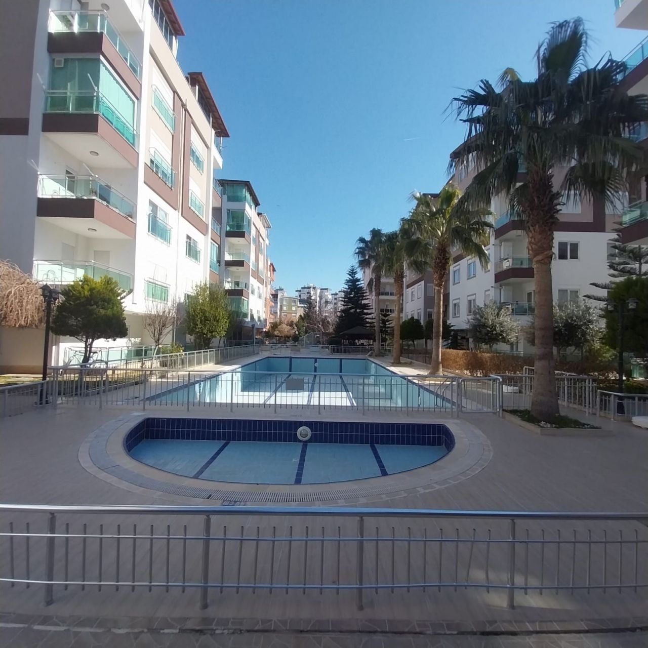 Квартира в Анталии, Турция, 90 м² - фото 1