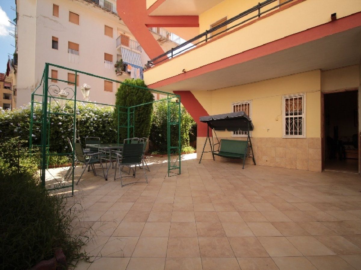 Квартира в Скалее, Италия, 100 м² - фото 1
