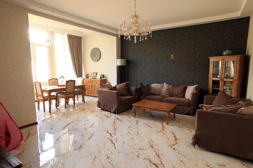 Квартира в Тбилиси, Грузия, 133 м² - фото 1