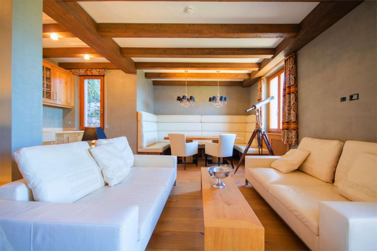 Вилла у озера Гарда, Италия, 353 м² - фото 17