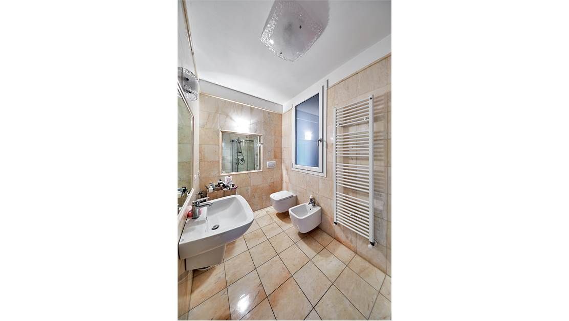 Апартаменты у озера Гарда, Италия, 68 м² - фото 15