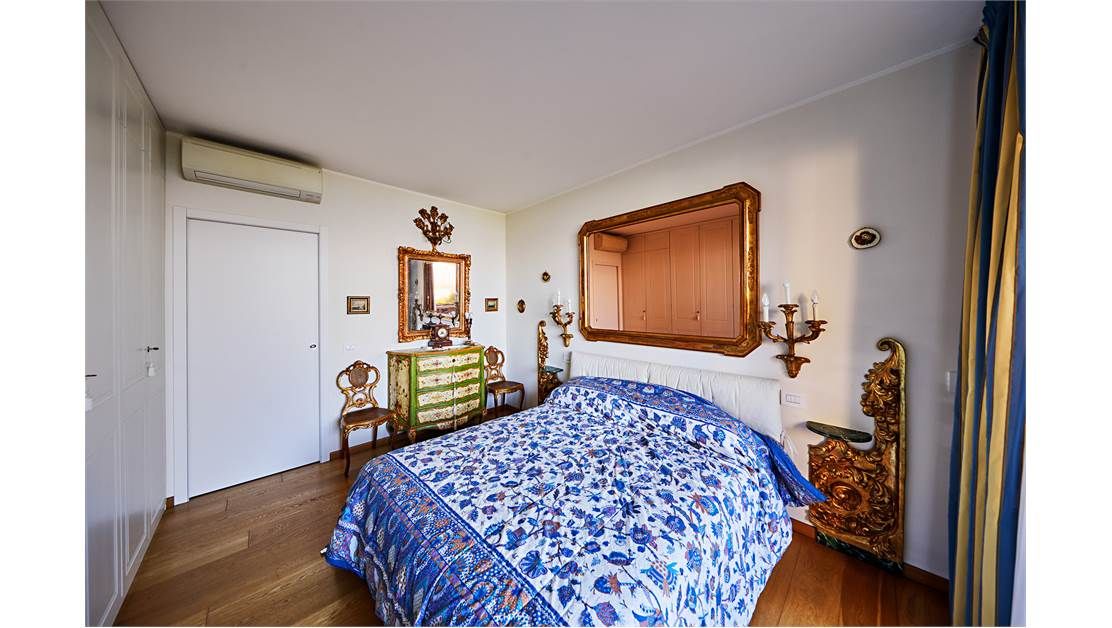 Апартаменты у озера Гарда, Италия, 68 м² - фото 9