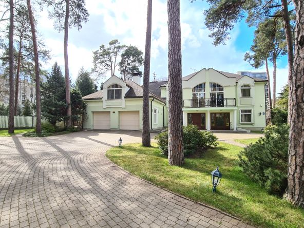 Дом в Юрмале, Латвия, 840 м2 - фото 1