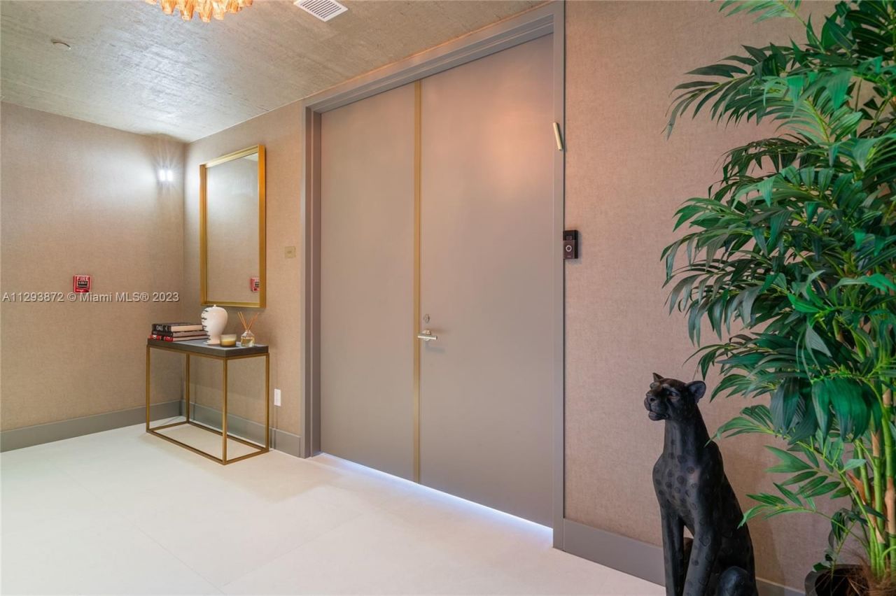 Квартира в Майами, США, 300 м² - фото 16