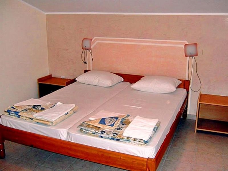 Отель, гостиница в Петроваце, Черногория, 500 м² - фото 12