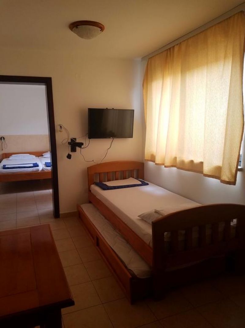 Отель, гостиница в Петроваце, Черногория, 500 м² - фото 19