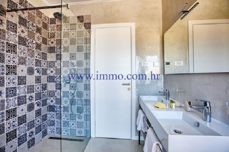 Вилла в Шибенике, Хорватия, 250 м² - фото 11