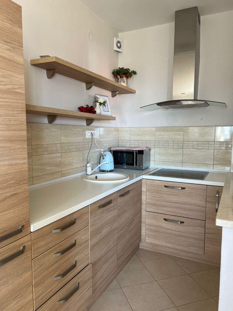 Квартира в Будве, Черногория, 75 м² - фото 3