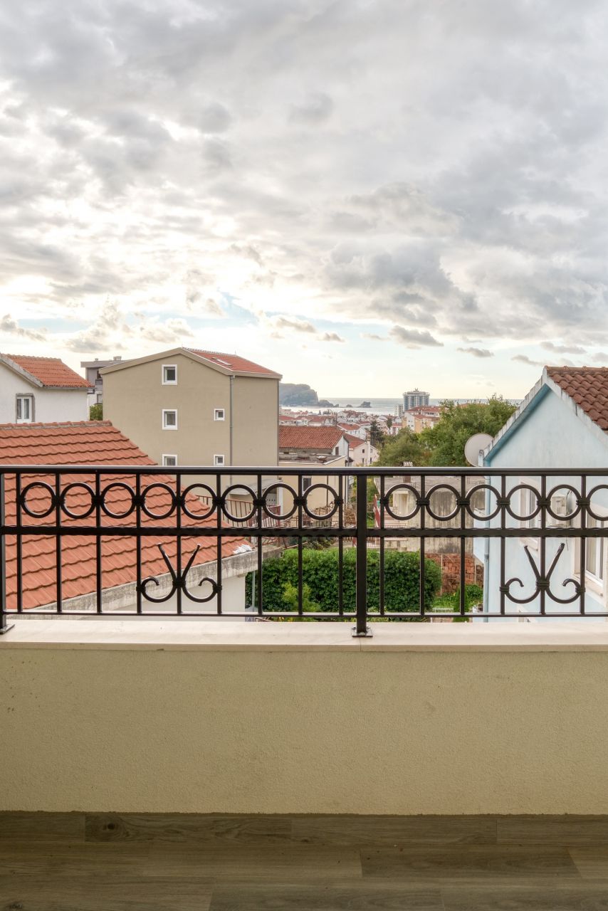 Квартира в Будве, Черногория, 88 м² - фото 10