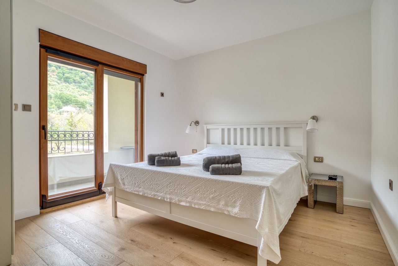 Квартира в Будве, Черногория, 88 м² - фото 11