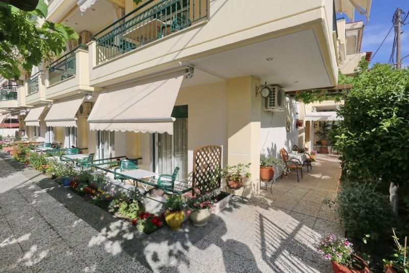 Отель, гостиница в Салониках, Греция, 1 039 м2 - фото 1