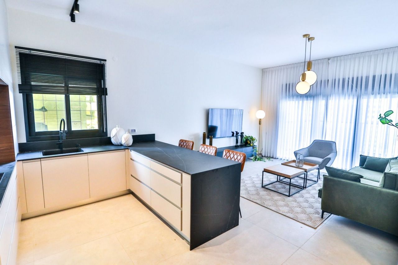 Квартира в Бат-Яме, Израиль, 125 м² - фото 9