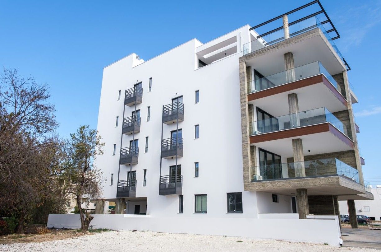 Коммерческая недвижимость в Пафосе, Кипр, 1 245 м2 - фото 1