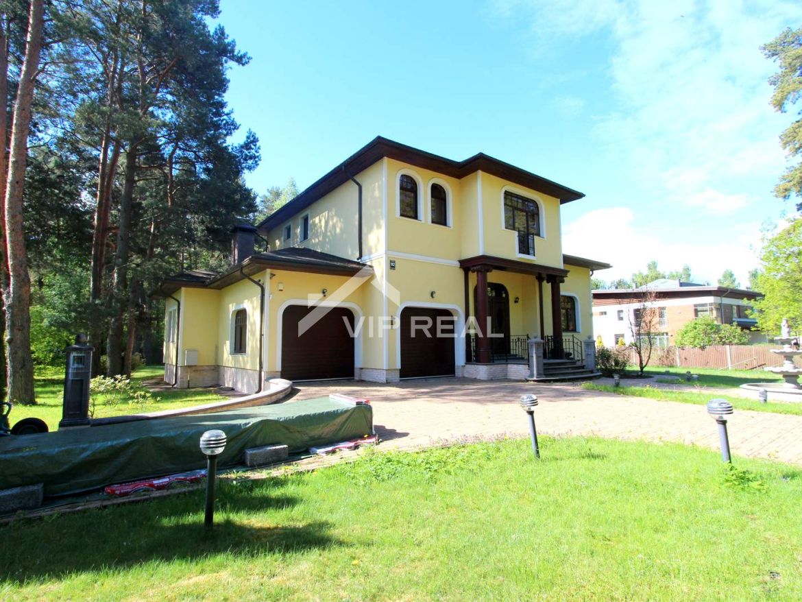 Дом в Юрмале, Латвия, 392 м2 - фото 1