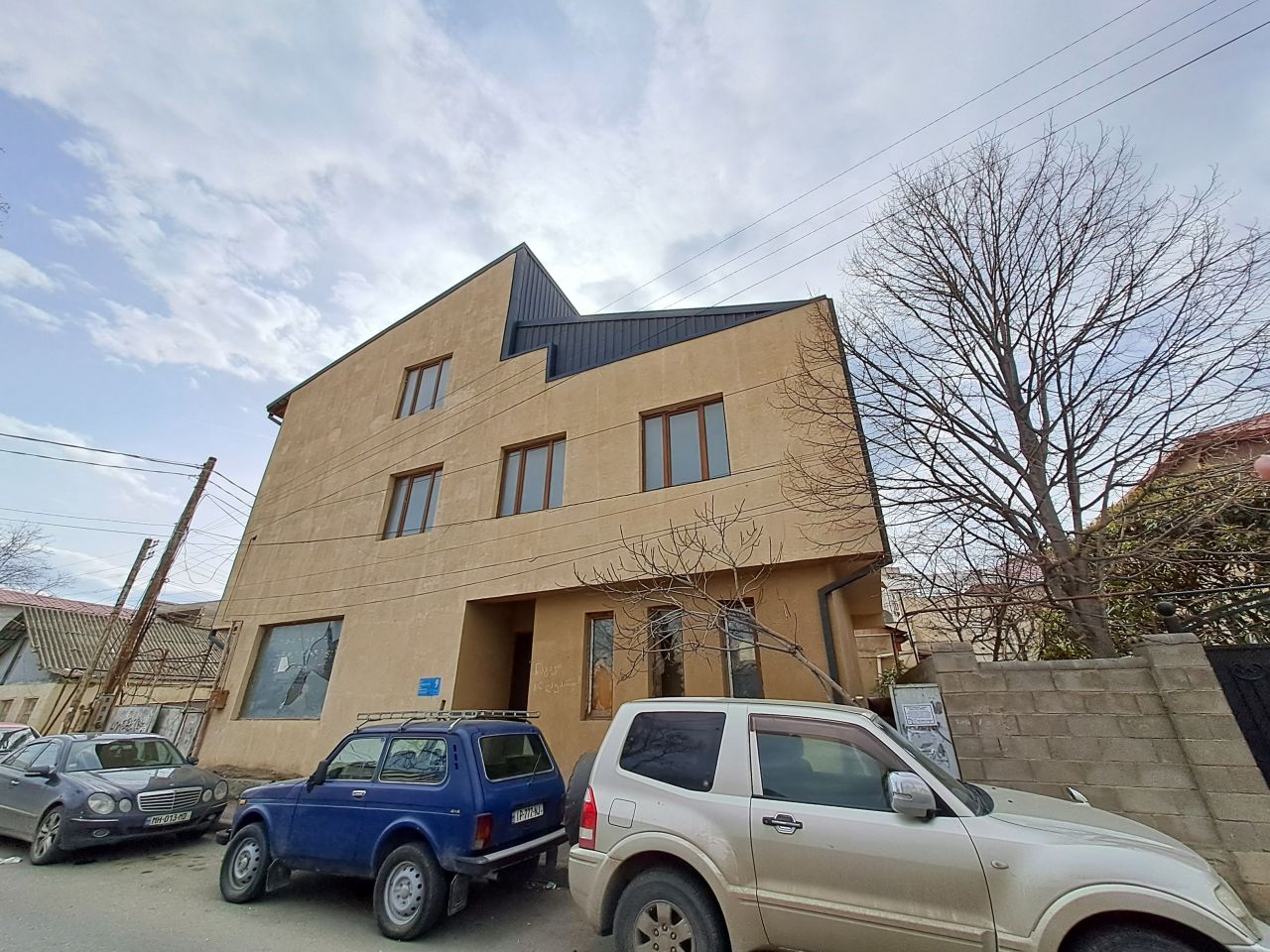 Коттедж в Тбилиси, Грузия, 430 м² - фото 1