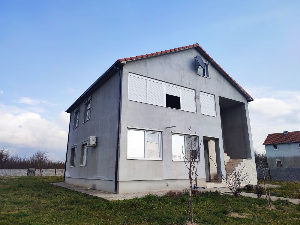 Дом в Даниловграде, Черногория, 200 м² - фото 3