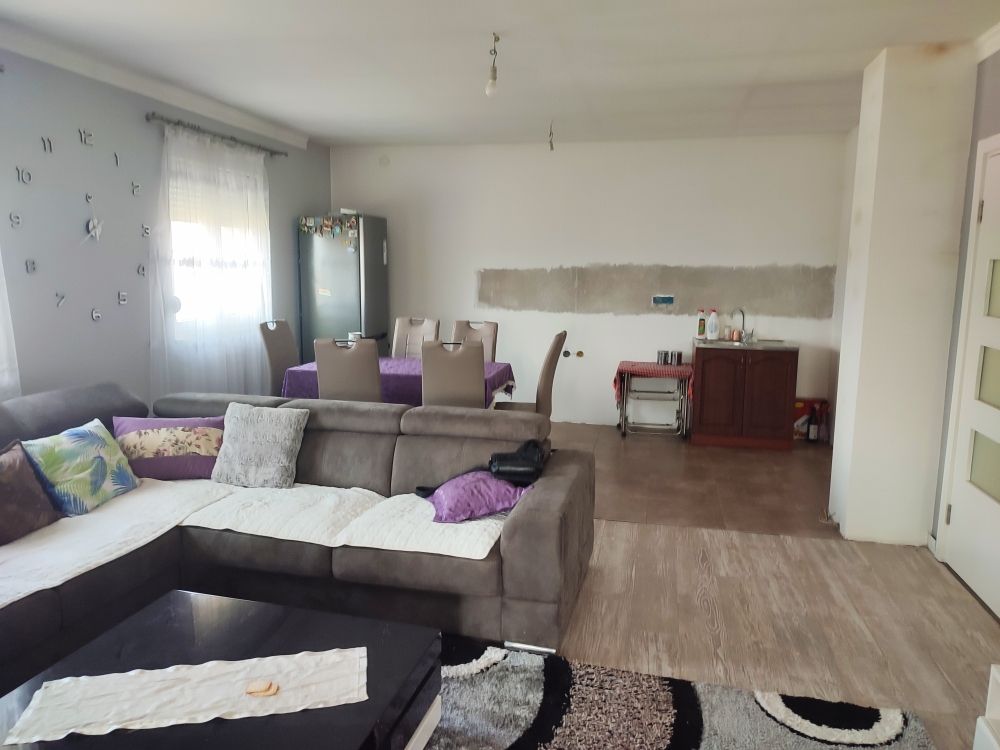 Дом в Даниловграде, Черногория, 200 м² - фото 8