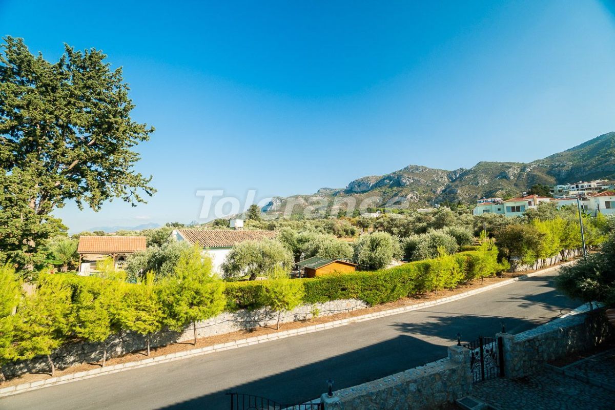 Вилла в Озанкое, Кипр, 250 м² - фото 13