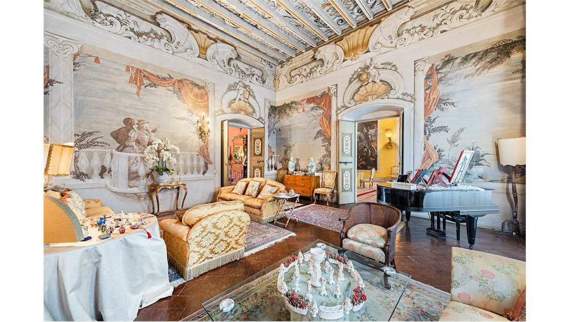 Особняк у озера Гарда, Италия, 1 918 000 м² - фото 14