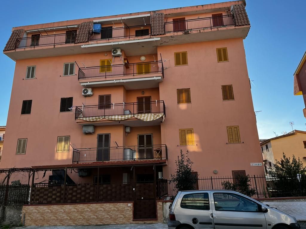 Квартира в Скалее, Италия, 58 м2 - фото 1