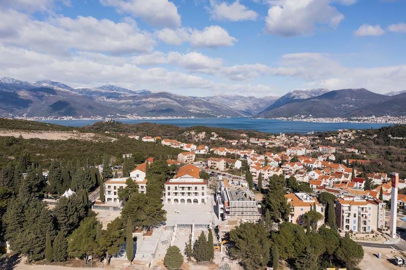 Апартаменты в Тивате, Черногория, 110.42 м² - фото 13