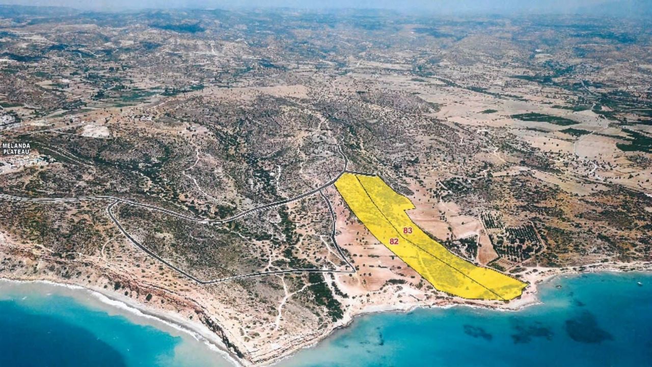 Земля в Лимасоле, Кипр, 102 265 м2 - фото 1